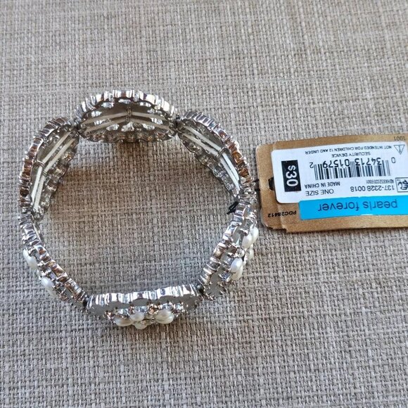 Monet Women Bracelet PEARLS Forever Stretched Wrist Band Fashion Jewelry - Picture 4 of 11